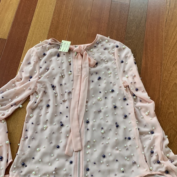 Ladies new blouse Dismoi size L feels like a S/M - Picture 6 of 7